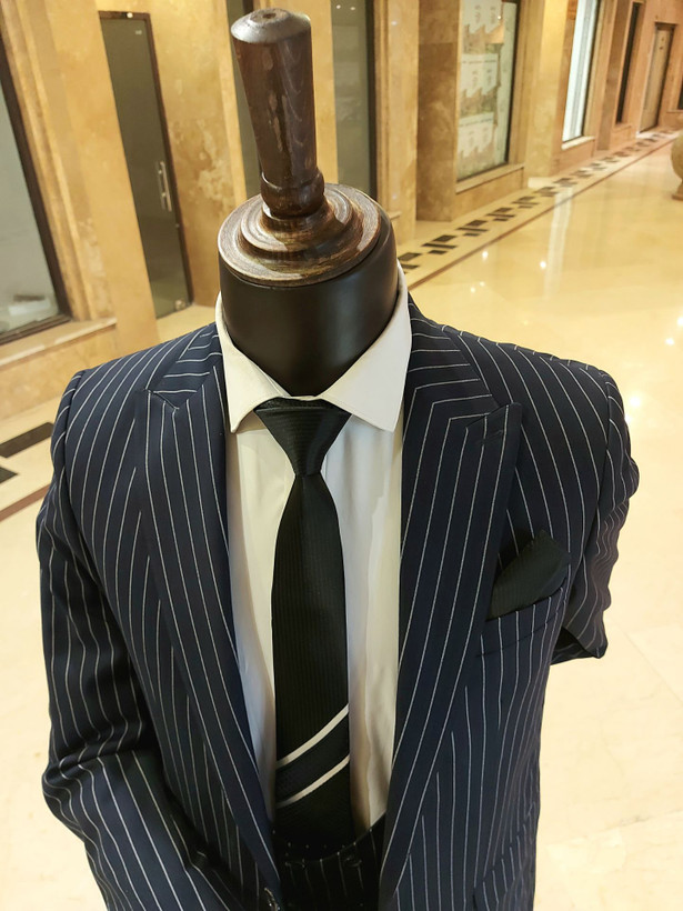 کت و شلوار دیپلمات ، دوخت صنعتی کاملا سفارشی اعلاء یقه کنت بلیزر (بلیزر پهن) جنس آلتین نیم کش با ضمانت کیفیت